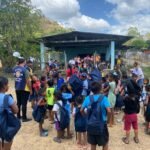 Más de 100 estudiantes de Veracruz recibieron útiles escolares