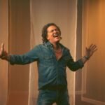 Carlos Vives vuelve a dedicar canciones: “Te Dedico”, el inicio de una nueva era