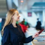 Seguridad y estafas lideran las preocupaciones de las mujeres al viajar a nuevos destinos